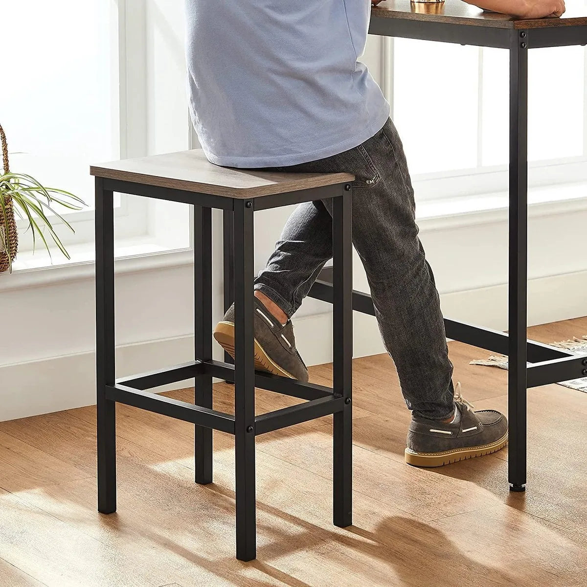 Barkruk, 2-delige set, barstoelen, keukenstoelen, voor keuken, woonkamer, eetkamer, industrieel design, grijpzwart LBC065B02