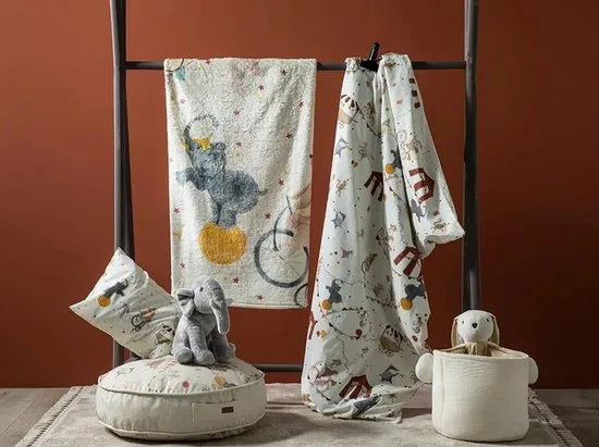 English Home baby deken - Auto's - 100x120 cm - Blauw – Beige