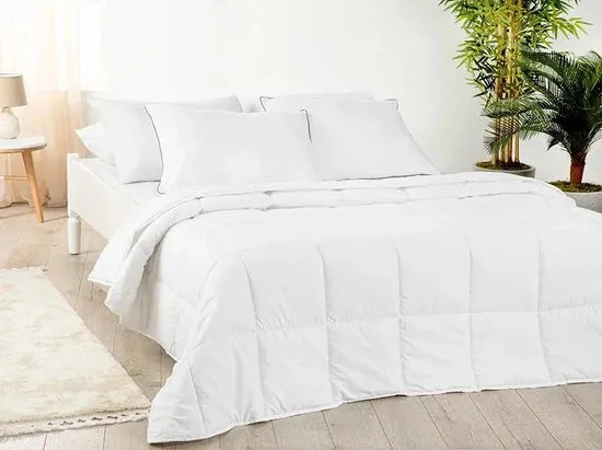 English Home bamboe king size dekbedset - 235x215 2x50x70 cm - Wit