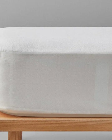 English Home - Comfort Molton - Leak-proof - Waterdichte Matrasbeschermer - Hoeslaken - Matrashoogte tot 30 cm - Ademend - Antibacterieel - Katoenen oppervlak - Rondom Elastiek - Incontinentie 100x200+30 Cm - Wit