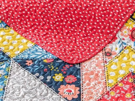 English Home dekbed zonder overtrek - Bedrukt dekbed - Wasbaar - 200x220 cm - Roze – Rood Rood (3631)