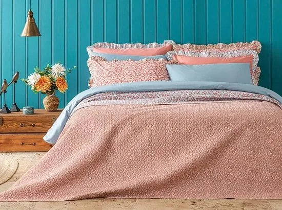 English Home dekbed zonder overtrek - King Size - Bedrukt dekbed - Wasbaar - 240x220 cm - Roze