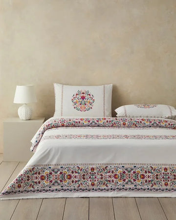 English Home - Dekbedovertrekset - Carnival -Katoen - 2 kussenslopen - 200 x 220 cm - Fuchsia