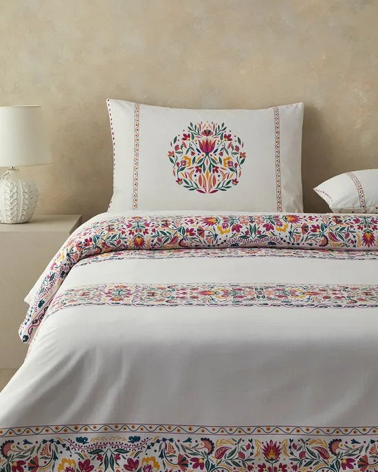 English Home - Dekbedovertrekset - Carnival -Katoen - 2 kussenslopen - 200 x 220 cm - Fuchsia