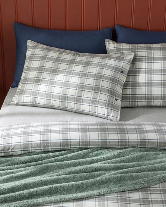 English Home - Dekbedovertrekset Cozy - Katoen - Incl. Hoeslaken 160x200 -2 kussenslopen - Winter Soft - Winterselectie - 200 x 220 cm - Grijs