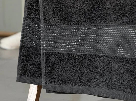 English Home Deluxe Cottony Low Twist Bath Towel 90x150 cm Anthracite