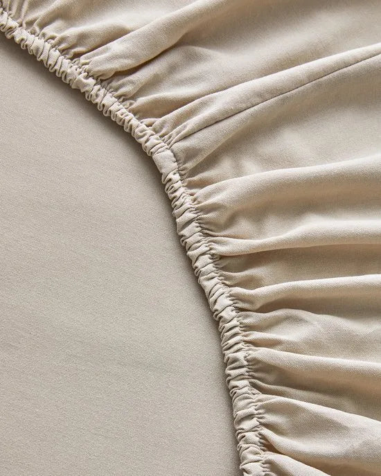 English Home Diamond Silky Cotton - Tweepersoons -Dekbedovertrekset - Zijdeachtig Katoenen - Incl. Hoeslaken 160x200 - 2 kussenslopen - 200 x 220 cm - Wit – Beige/effen 160 x 200