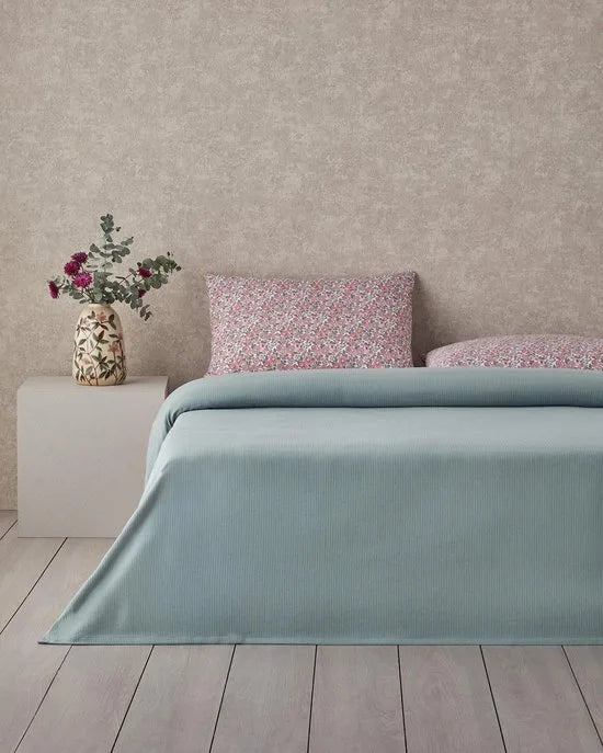 English Home – Floret Bloom Zomerdekenset - Luxe Uitvoering - Incl. Hoeslaken 160x200+30 - Incl. 2 kussenslopen - 200x 220 cm – Groen/Roze – Model 2