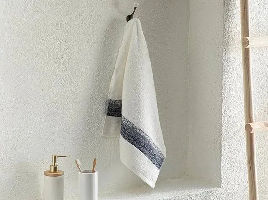 English Home handdoeken - 2 stuks - 30x50 cm - Beige – Beige 50 x 70cm English Home handdoeken 2 stuk (0388)