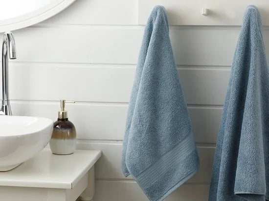 English Home handdoeken - 2 stuks - 30x50 cm - Beige – Blauw 50 x 90cm English Home handdoeken 2 stuk (0272)