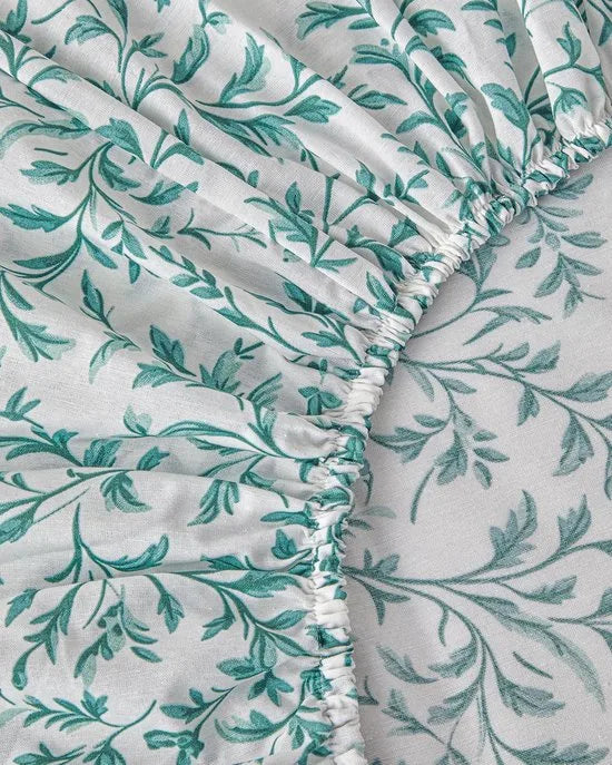 English Home - Pretty Ivy Zomerdekenset - Luxe Uitvoering - Incl. Hoeslaken 160x200+30 - Incl. 2 kussenslopen - 200x 220 cm - Groen/Turqoise