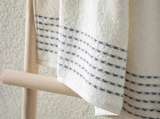 English Home Soft Wave Cottony Bath Towel 70x140 cm Ecru- 1 stuk