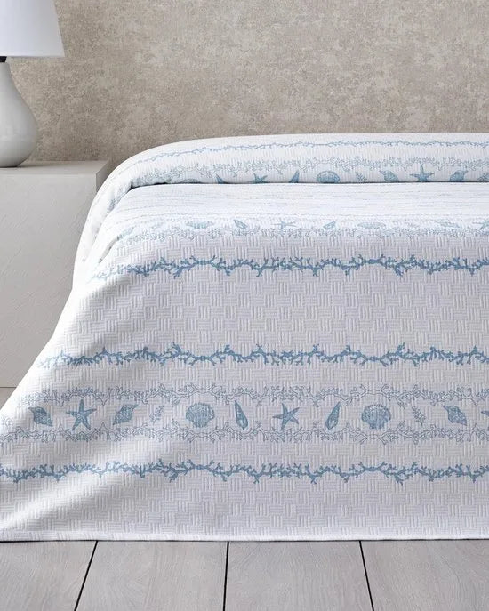 English Home - Submarine Treasures Zomerdeken - Bedsprei - 100% Katoen - Eenpersoons - 150x220 cm – Blauw/Wit