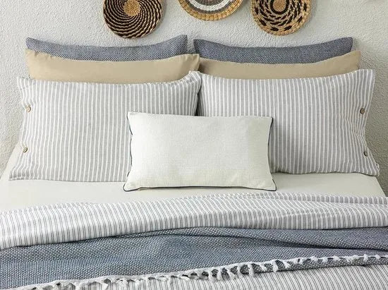 English Home Tweepersoons dekbedovertrekset - 200x220 cm – Wit – Blauw-wit