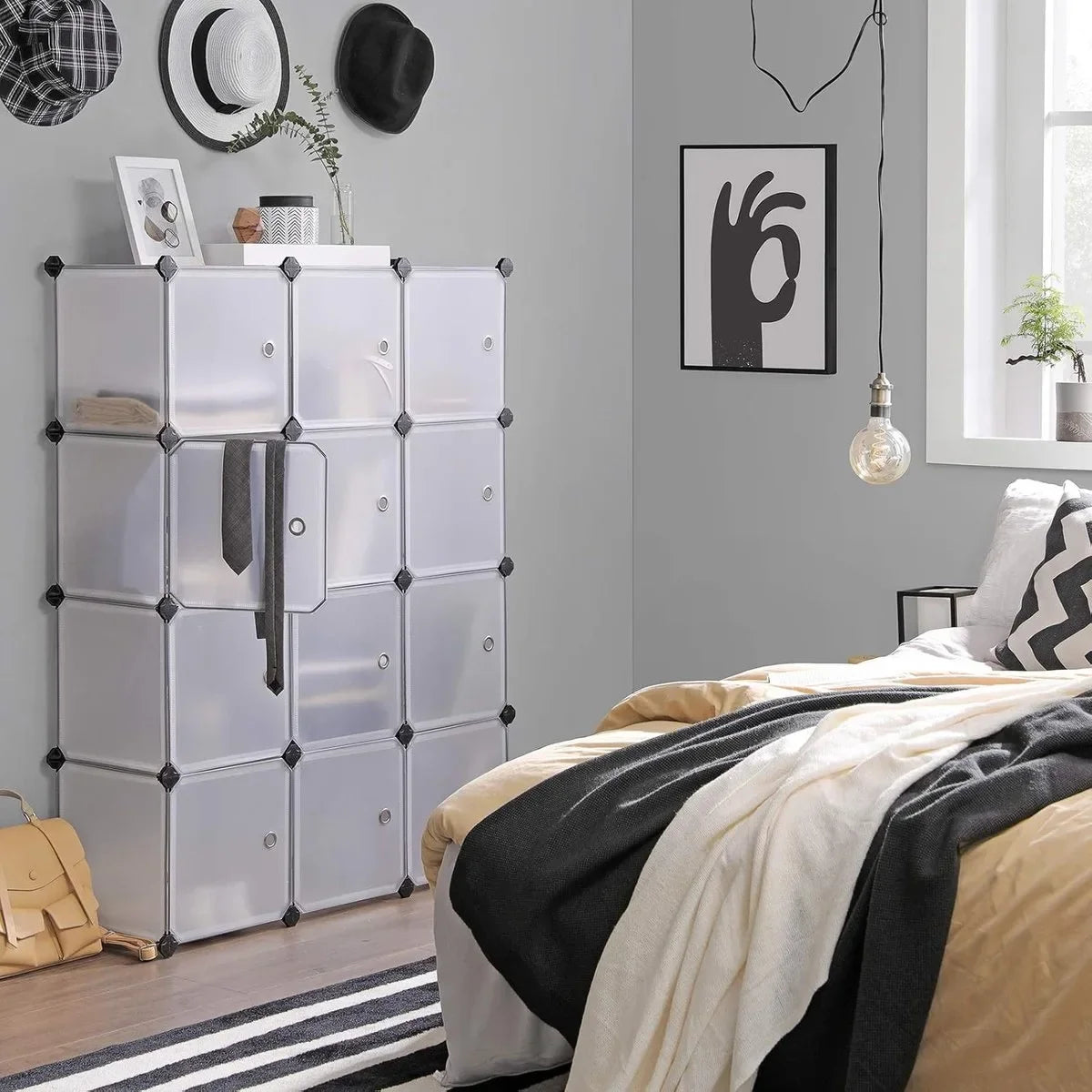 FurnStar - Reksysteem - schoenenrek - set van 12 kubussen - kledingkast van kunststof - met deuren - steekrek - opslag van kleding - schoenen en boeken - eenvoudige montage - zwart – Wit wit (0882)