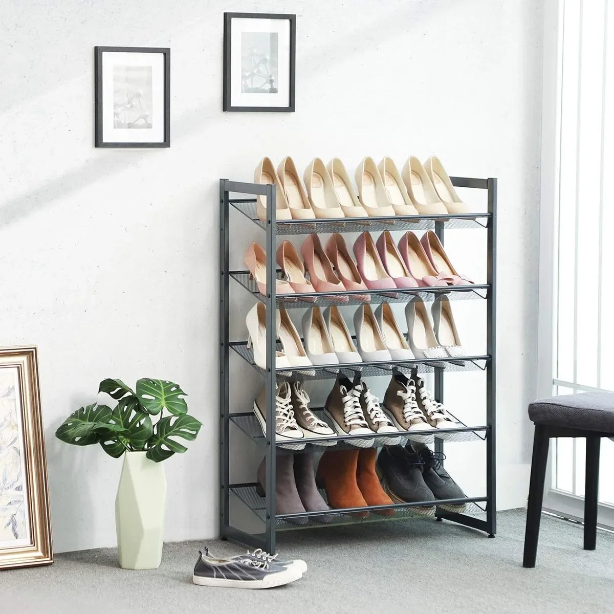 Furnstar Stapelbaar schoenenrek - 5 laags schoenenorganizer - Metalen schoenenplank met verstelbare platte of schuine planken - Beschermrails - 30.5 x 74 x 103.8 cm - Biedt plaats aan 15 - 20 paar - Z – Grijs
