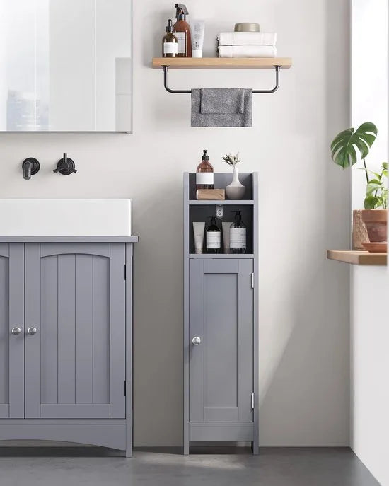 FurnStar – Toiletkast – Smalle badkamerkast met verstelbare planken – Ruimtebesparend badkamerrek – Eenvoudige montage - Met Deur en Verstelbare Planken – MDF – 18 x 20 x 80 cm -Wit – Grijs 20 x 18 x 80cm